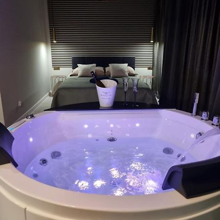 Apartament Jacuzzi كراكوفيا المظهر الخارجي الصورة
