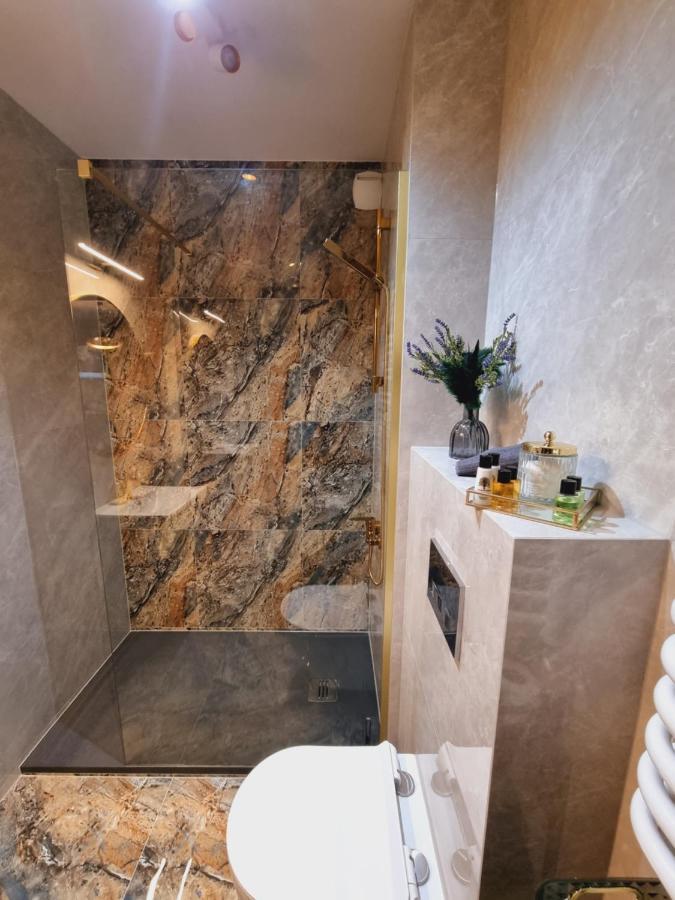 Apartament Jacuzzi كراكوفيا المظهر الخارجي الصورة