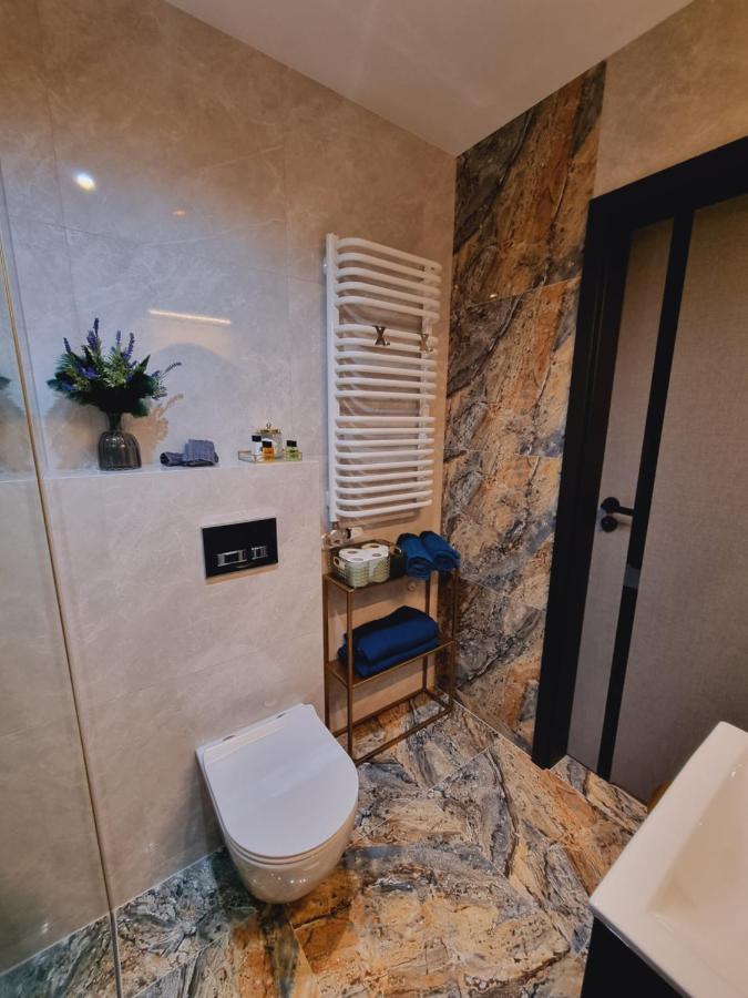 Apartament Jacuzzi كراكوفيا المظهر الخارجي الصورة