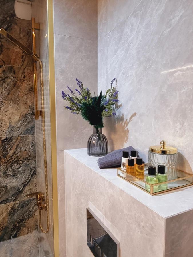 Apartament Jacuzzi كراكوفيا المظهر الخارجي الصورة